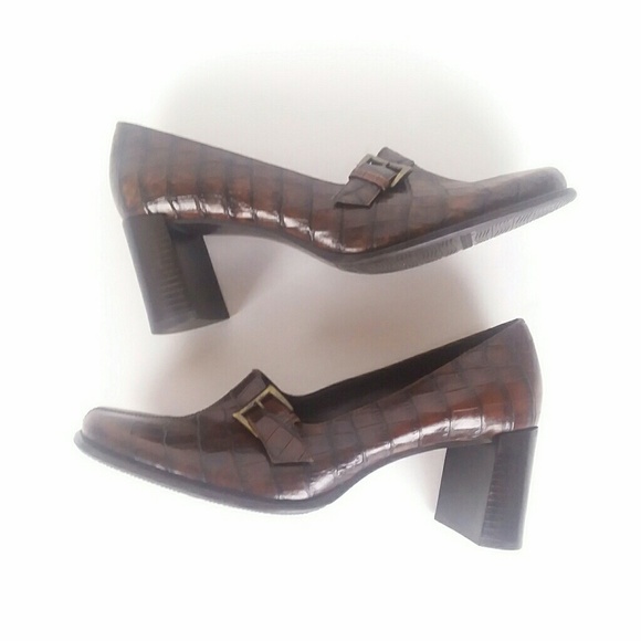 Franco Sarto alligator block heel loafer - Picture 3 of 7